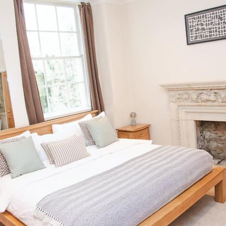 Garden Flat In Period Property Centrally Located 바스 외부 사진